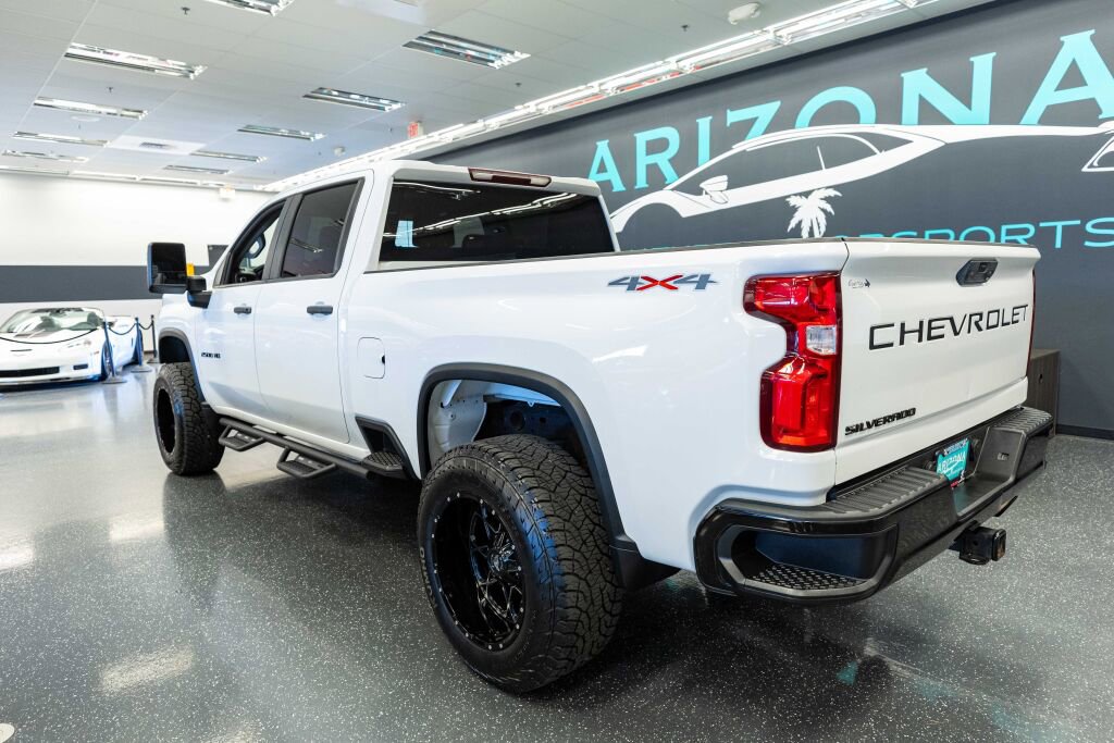 Used 2021 Chevrolet Silverado 2500 Custom w/ Custom Convenience Package image 9