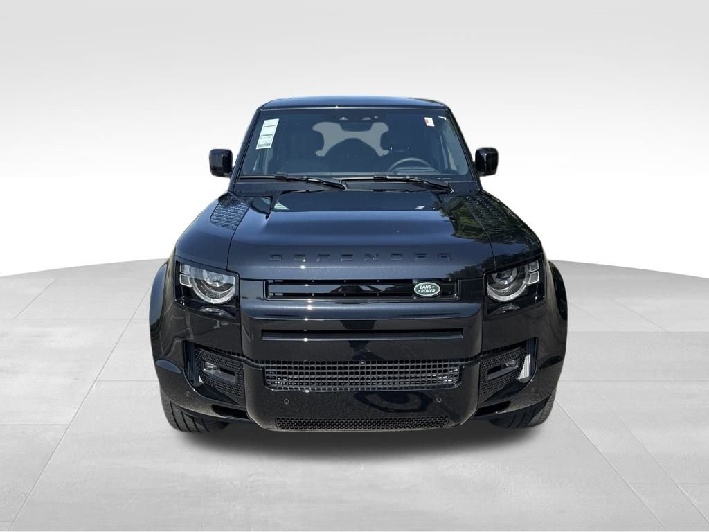 New 2025 Land Rover Defender 110 V8 image 4