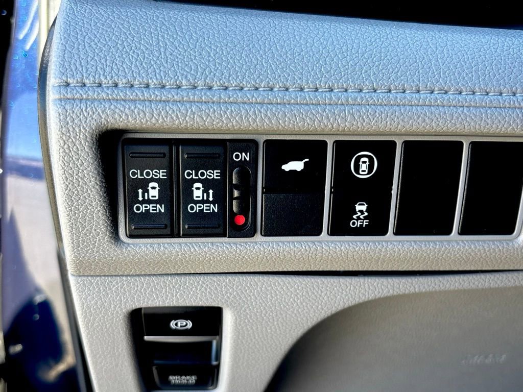 Used 2024 Honda Odyssey EX-L image 13