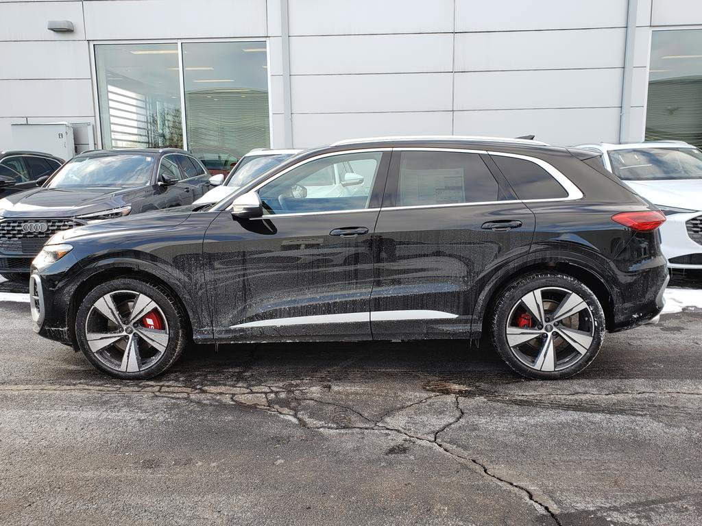 New 2025 Audi SQ5 Premium Plus image 2