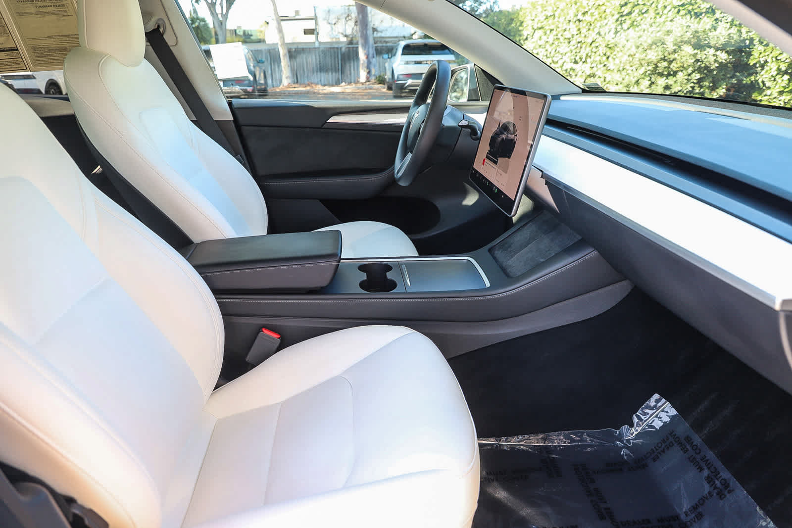 Used 2023 Tesla Model Y Long Range AWD/4WD image 15