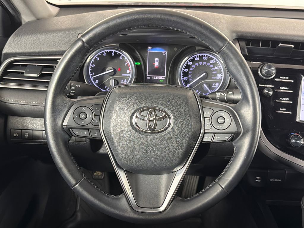Used 2019 Toyota Camry SE image 23
