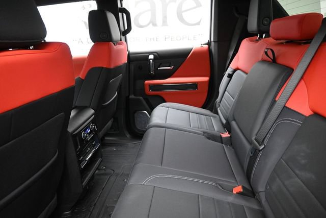 Used 2026 GMC Hummer EV 4x4 Crew Cab w/ Carbon Fiber Edition Package image 23