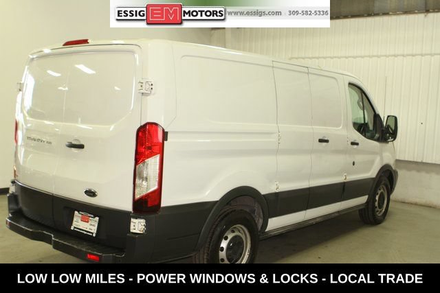Used 2015 Ford Transit 150 130 Low Roof RWD image 32