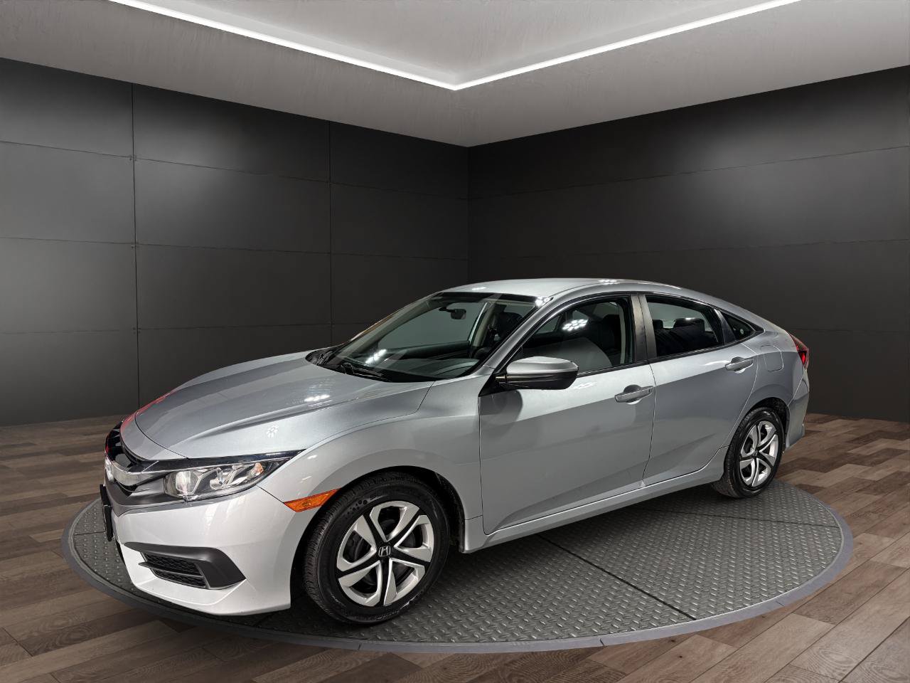 Used 2016 Honda Civic LX image 4