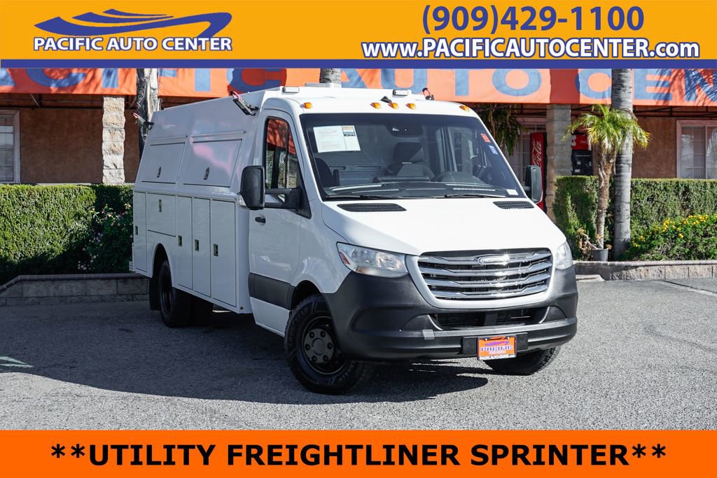 Used 2019 Freightliner Sprinter 3500 image 1