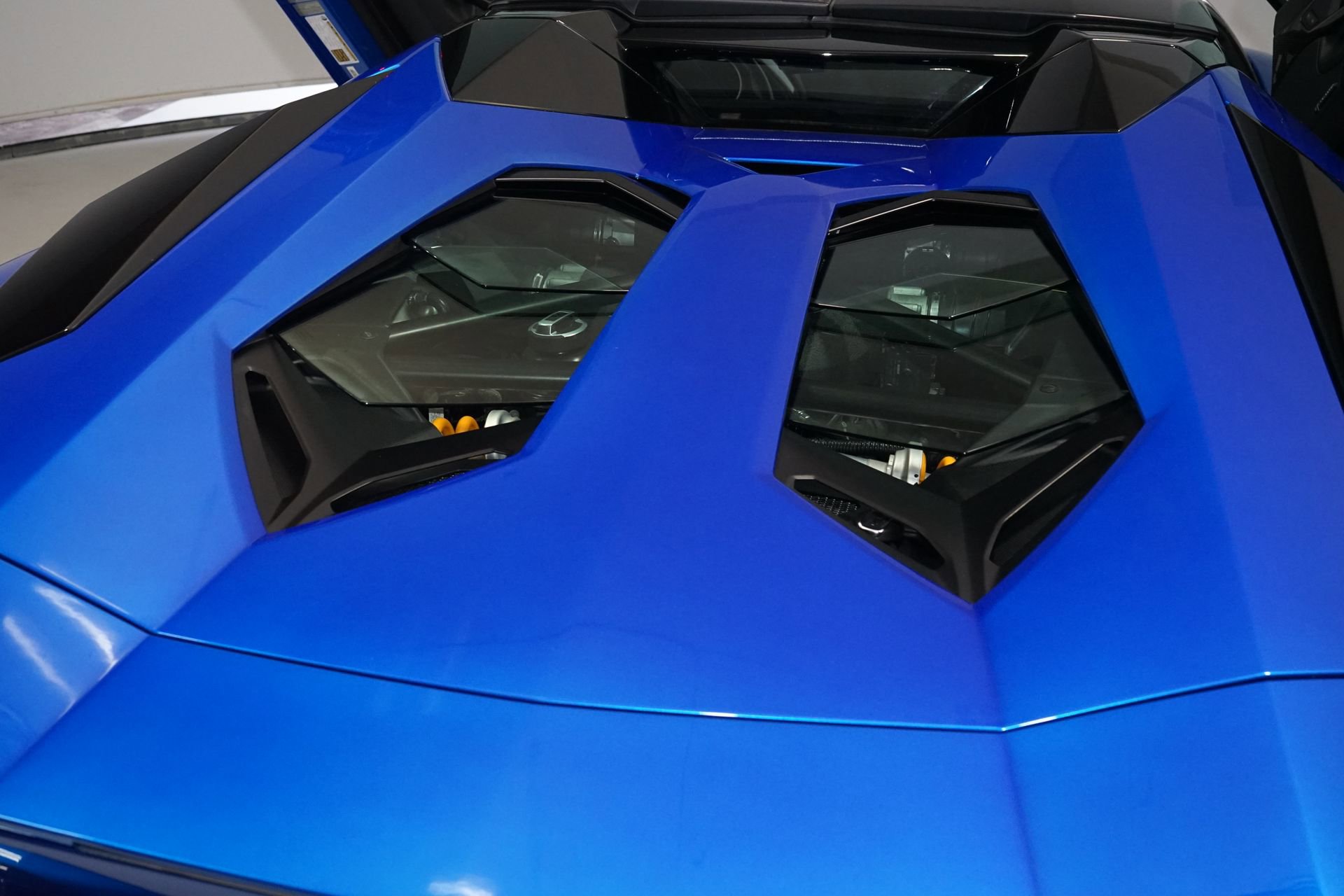 Used 2015 Lamborghini Aventador LP 700-4 AWD/4WD image 6