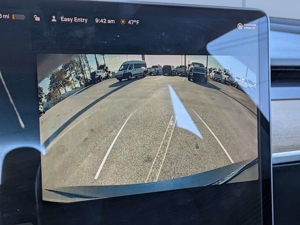 Used 2022 Tesla Model 3 Standard Range image 19