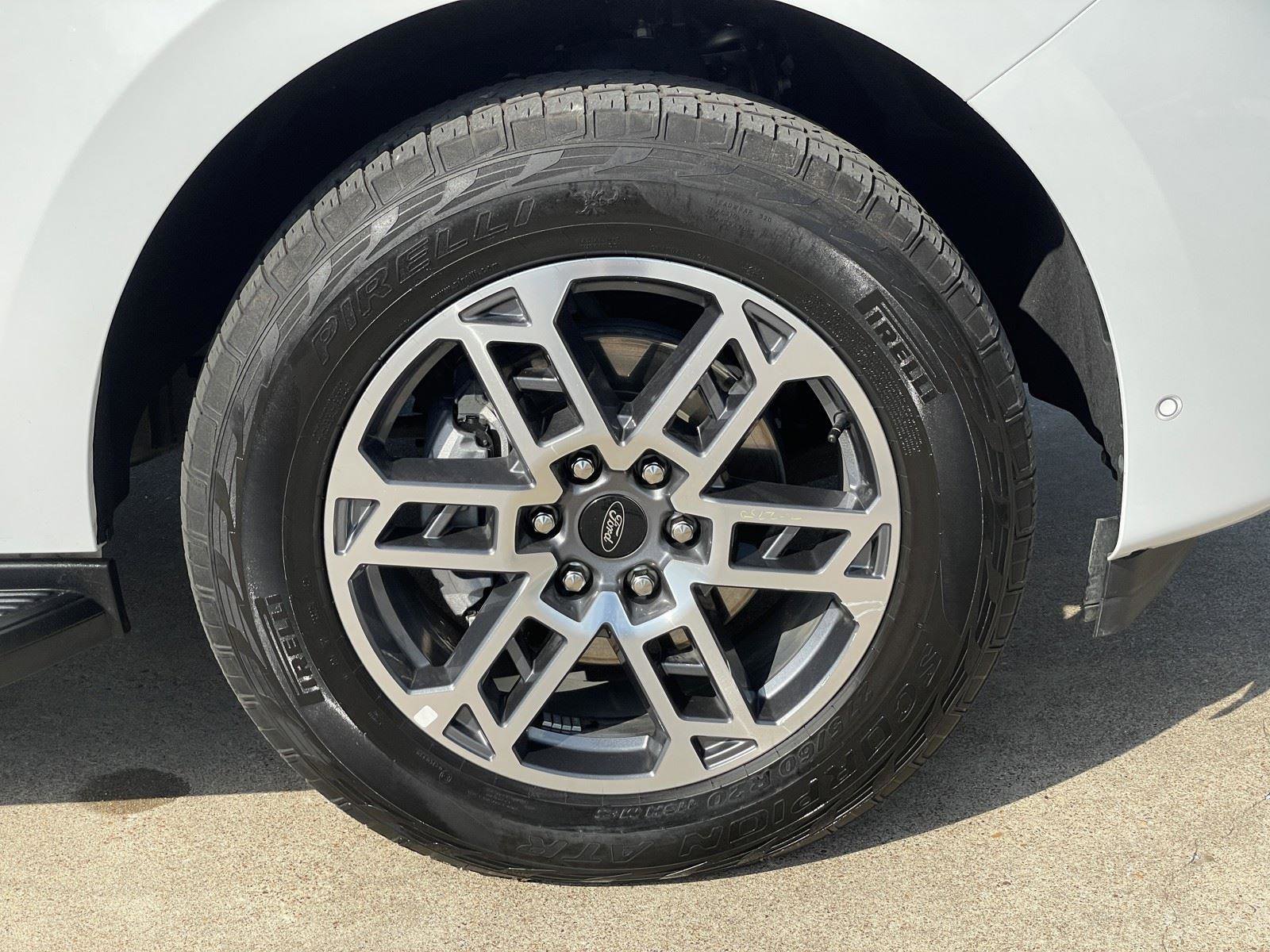 Used 2025 Ford Expedition Max Active AWD/4WD image 61