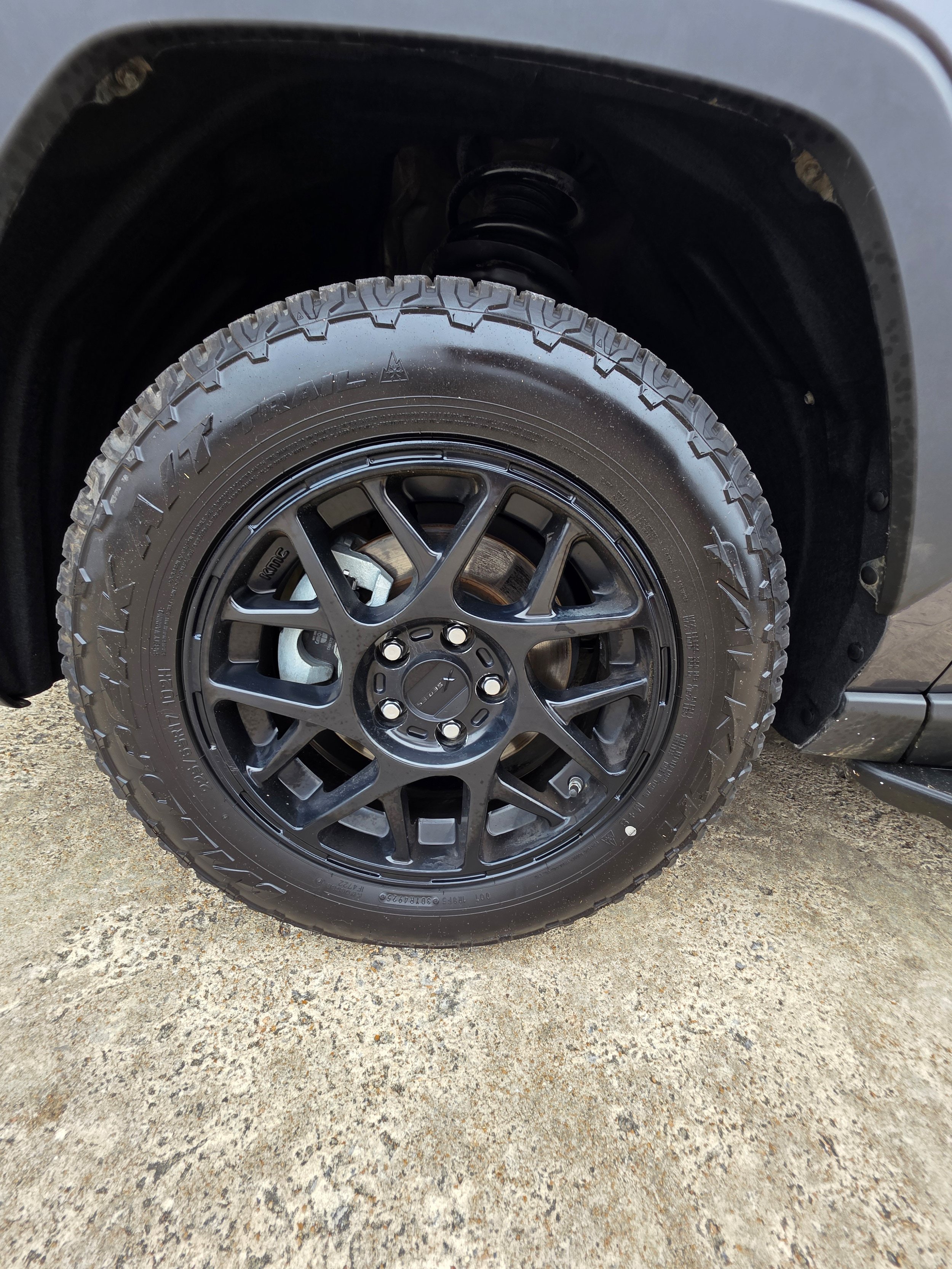 Used 2022 Toyota RAV4 XLE w/ Convenience Package FWD image 26