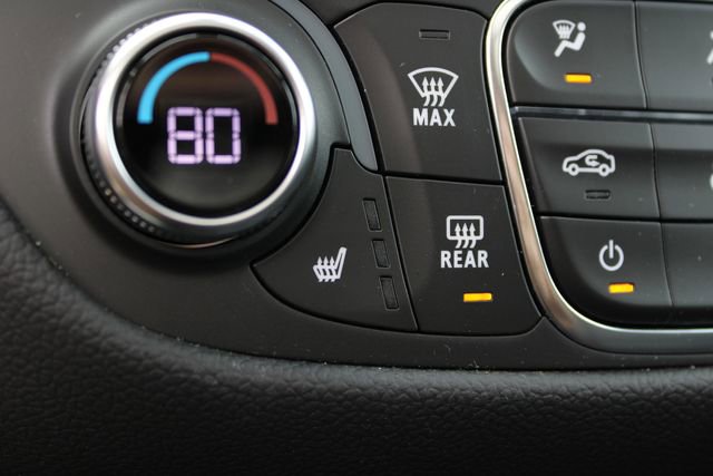 Used 2023 Chevrolet Equinox RS w/ RS Leather Package image 4