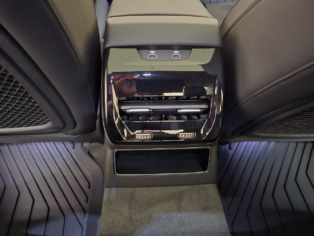Used 2026 Audi A6 Premium Plus w/ Premium Plus Package AWD/4WD image 29