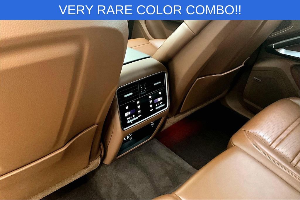Used 2022 Porsche Cayenne Turbo S image 32