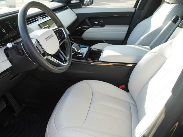 Used 2024 Land Rover Range Rover Sport SE AWD/4WD image 19