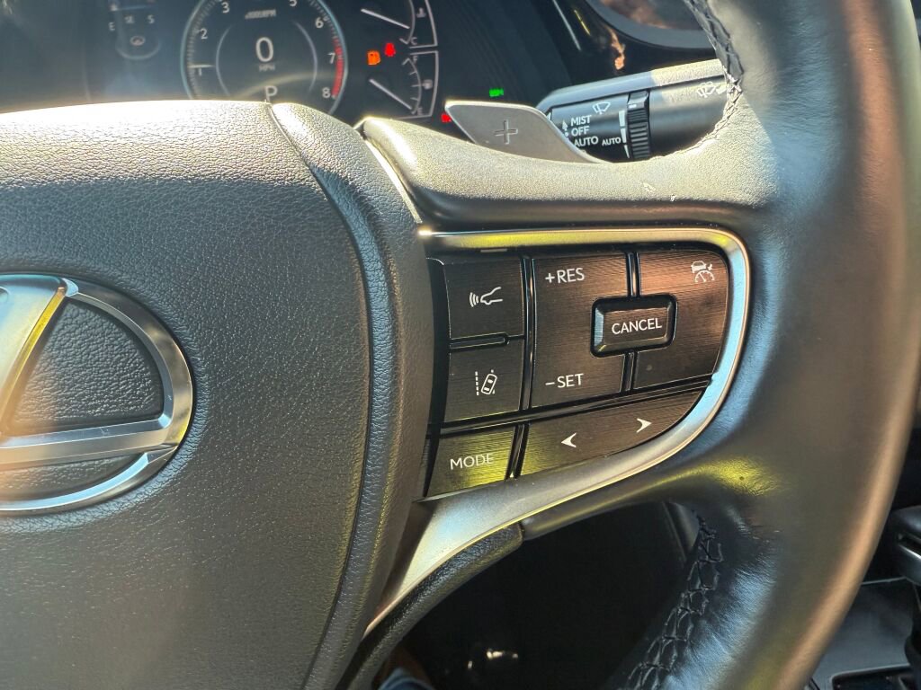 Used 2023 Lexus ES 350 w/ Premium Package FWD image 16