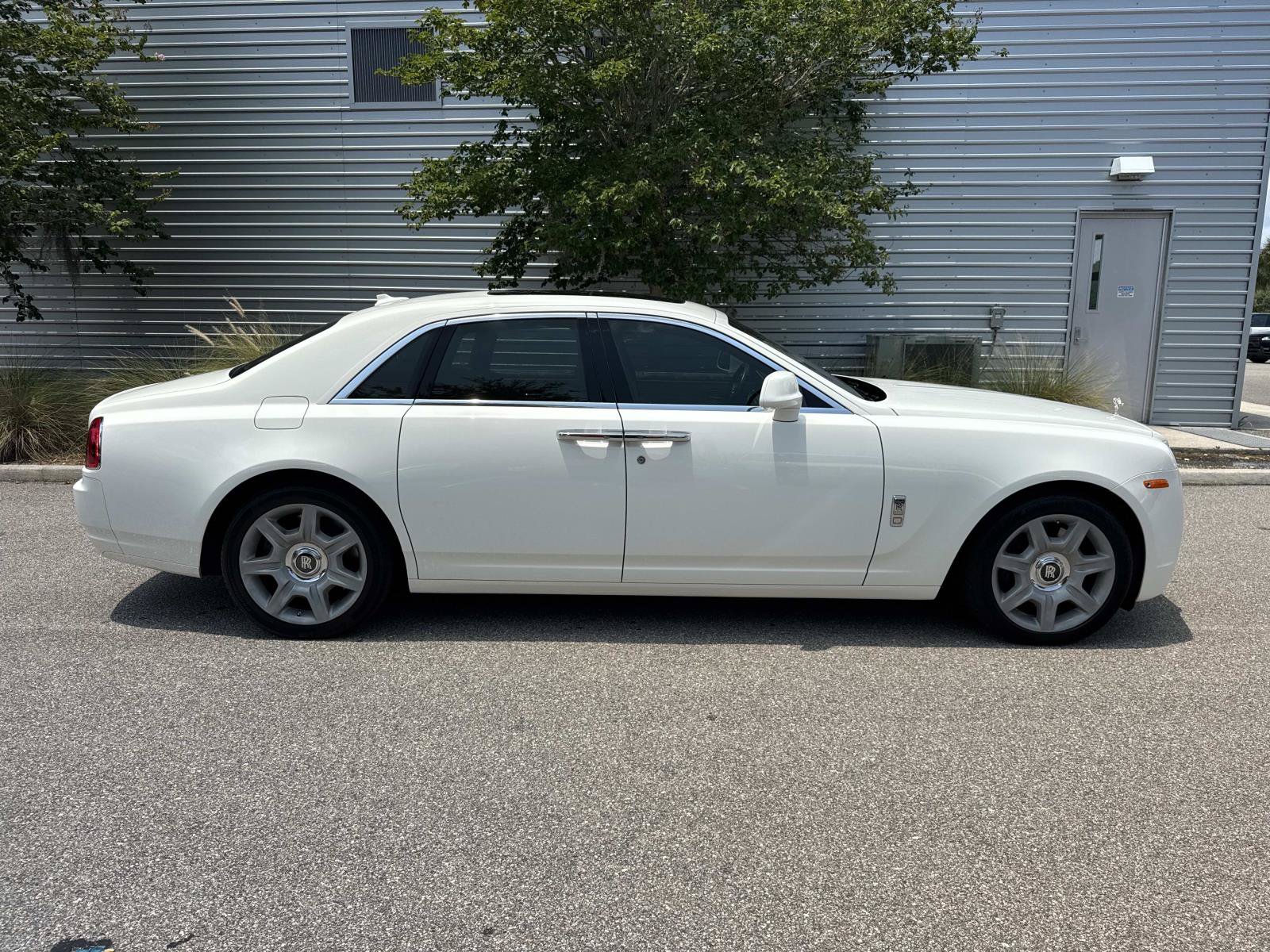 Used 2012 Rolls-Royce Ghost RWD image 5