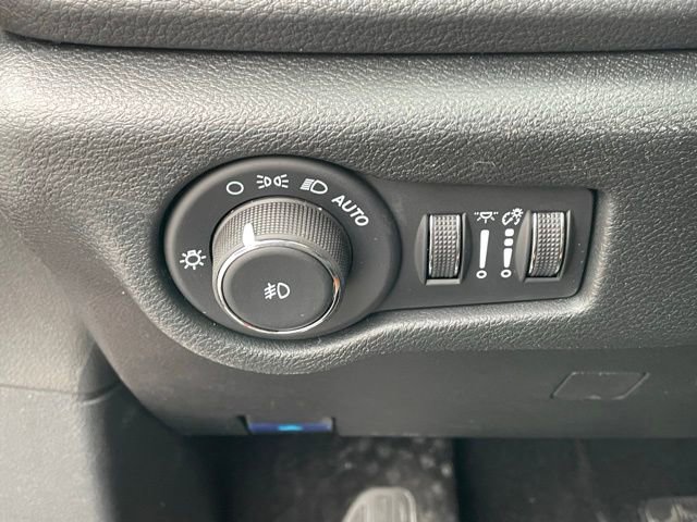 New 2026 Chrysler Pacifica Pinnacle AWD/4WD image 25