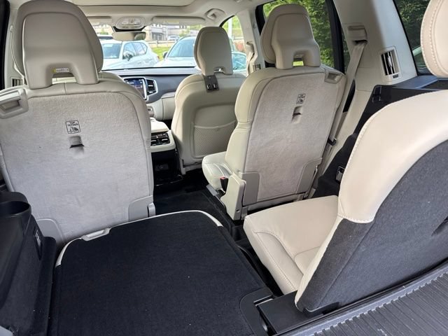 Used 2023 Volvo XC90 B6 Ultimate w/ Protection Package AWD/4WD image 11