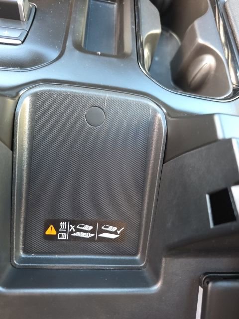 Used 2023 GMC Sierra 1500 AT4 w/ AT4 Premium Package image 28