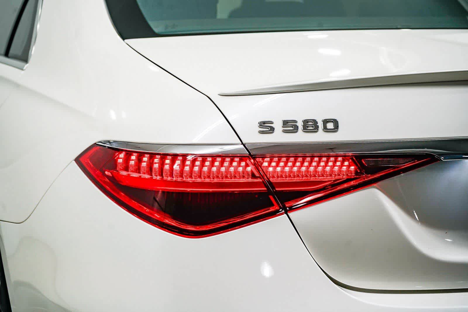 Certified 2022 Mercedes-Benz S 580 4MATIC Sedan image 9