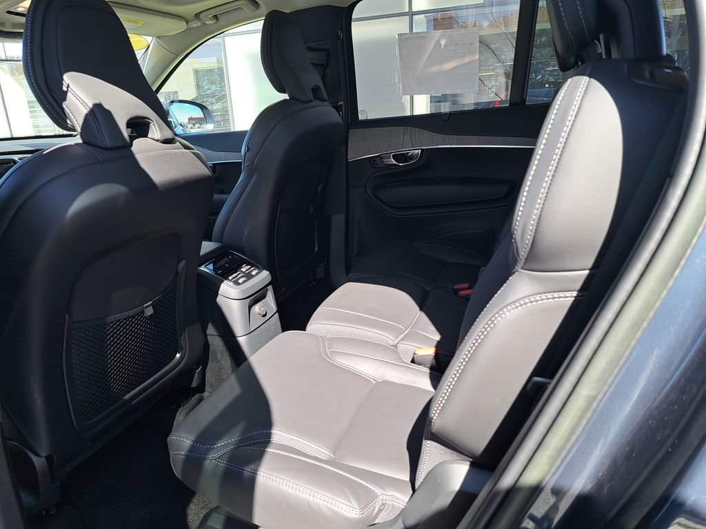Used 2023 Volvo XC90 T8 Ultimate image 23