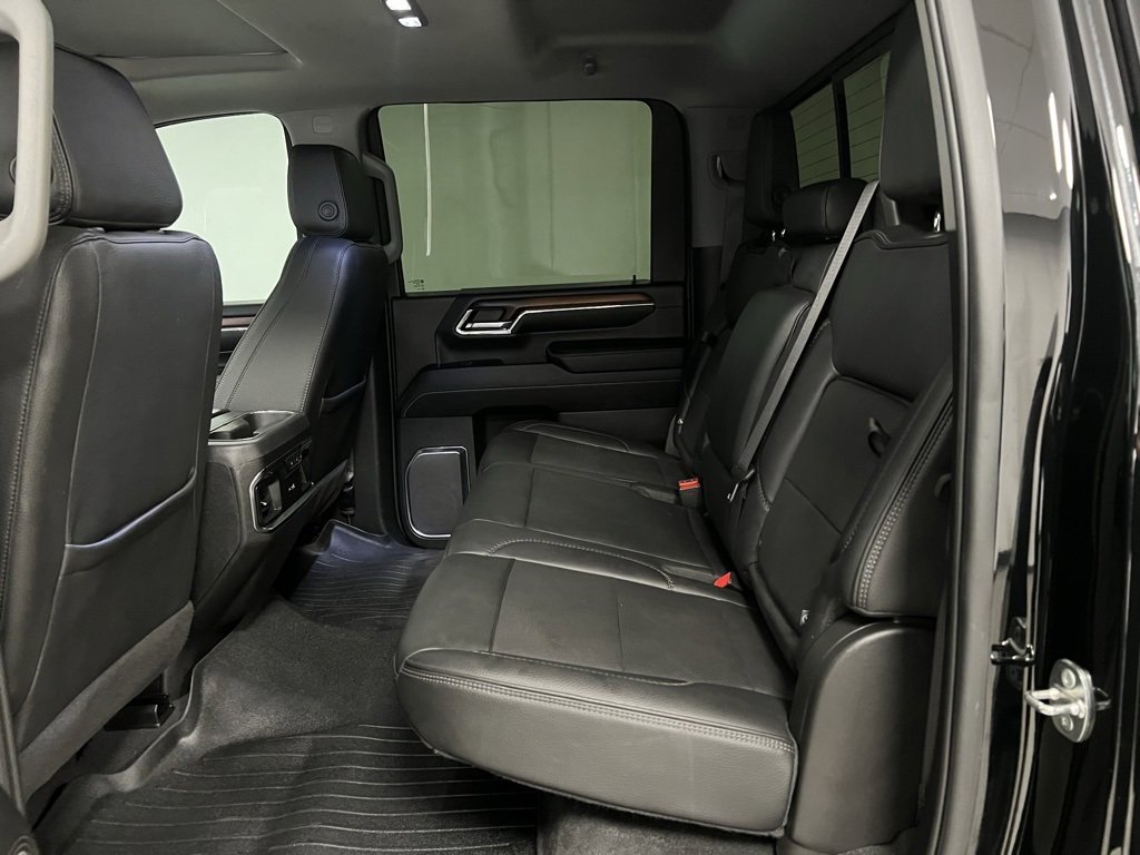 Used 2024 GMC Sierra 3500 Denali w/ Denali Reserve Package image 50