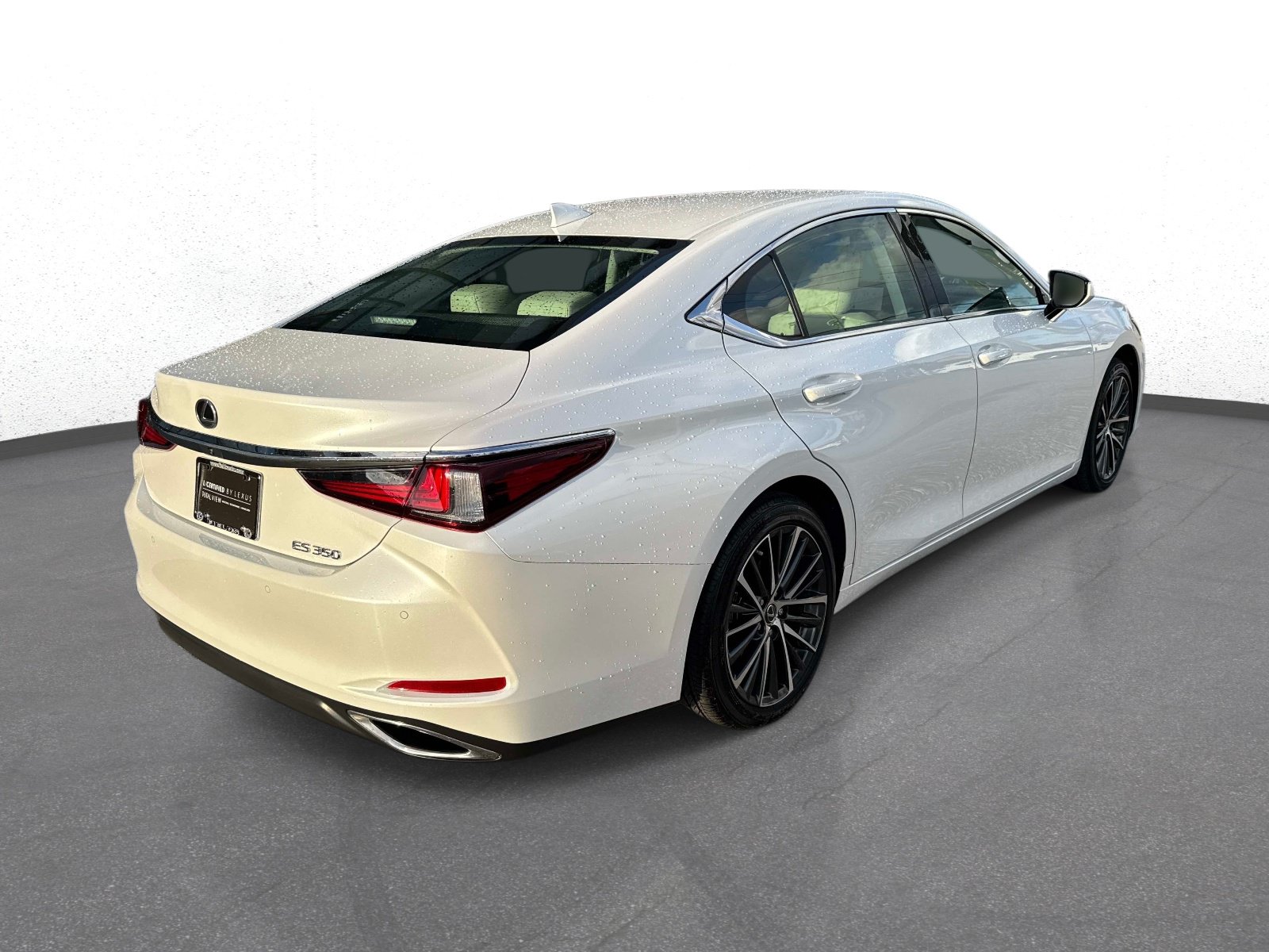 Used 2025 Lexus ES 350 w/ Premium Package FWD image 3