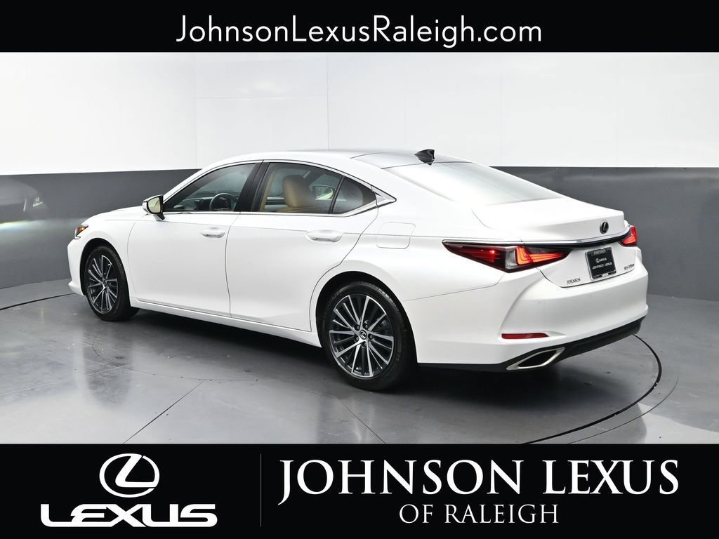 Used 2025 Lexus ES 350 w/ Premium Package FWD image 7