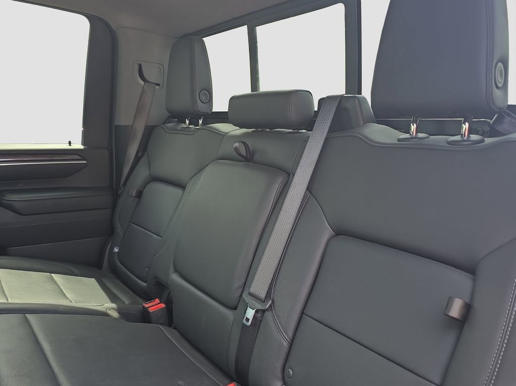 Used 2024 Chevrolet Silverado 3500 LTZ w/ LTZ Premium Package AWD/4WD image 10