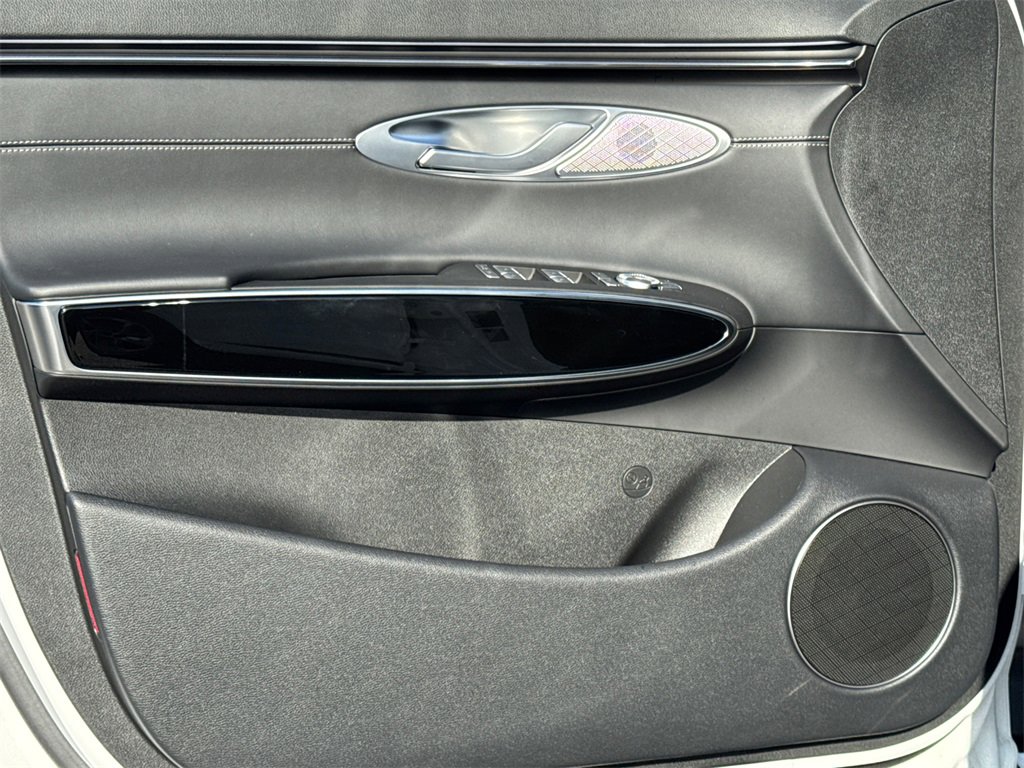 New 2026 Genesis GV70 2.5T image 10