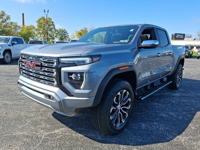 New 2026 GMC Canyon Denali AWD/4WD image 3