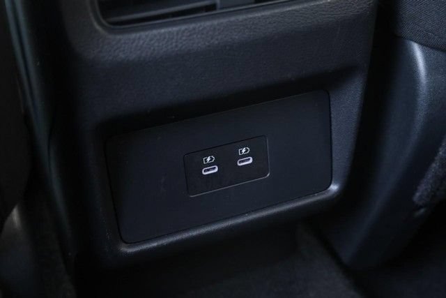 Certified 2025 Nissan Rogue SV FWD image 21