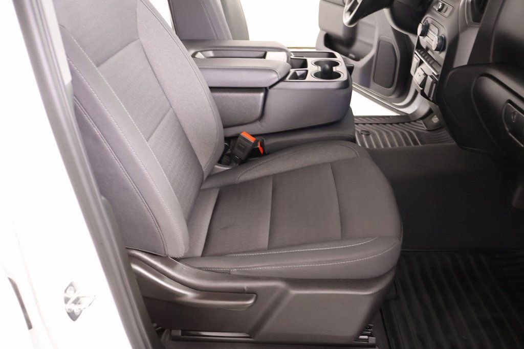 Used 2024 Chevrolet Silverado 1500 Custom image 12