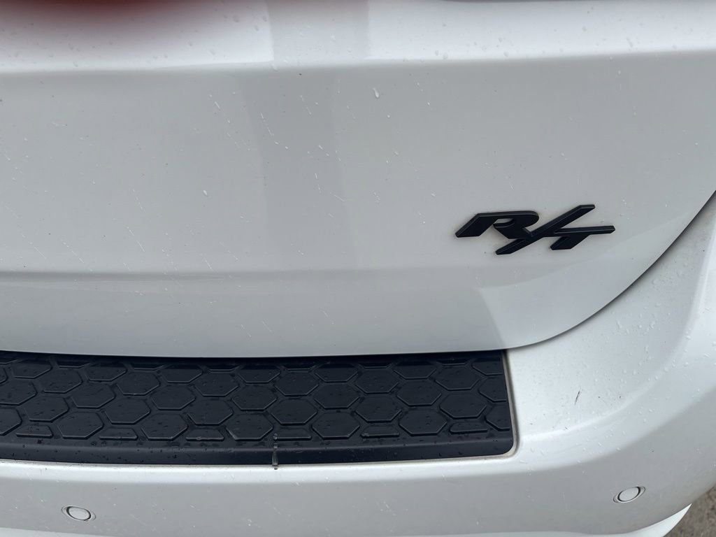 Used 2017 Dodge Durango R/T w/ Technology Group AWD/4WD image 13