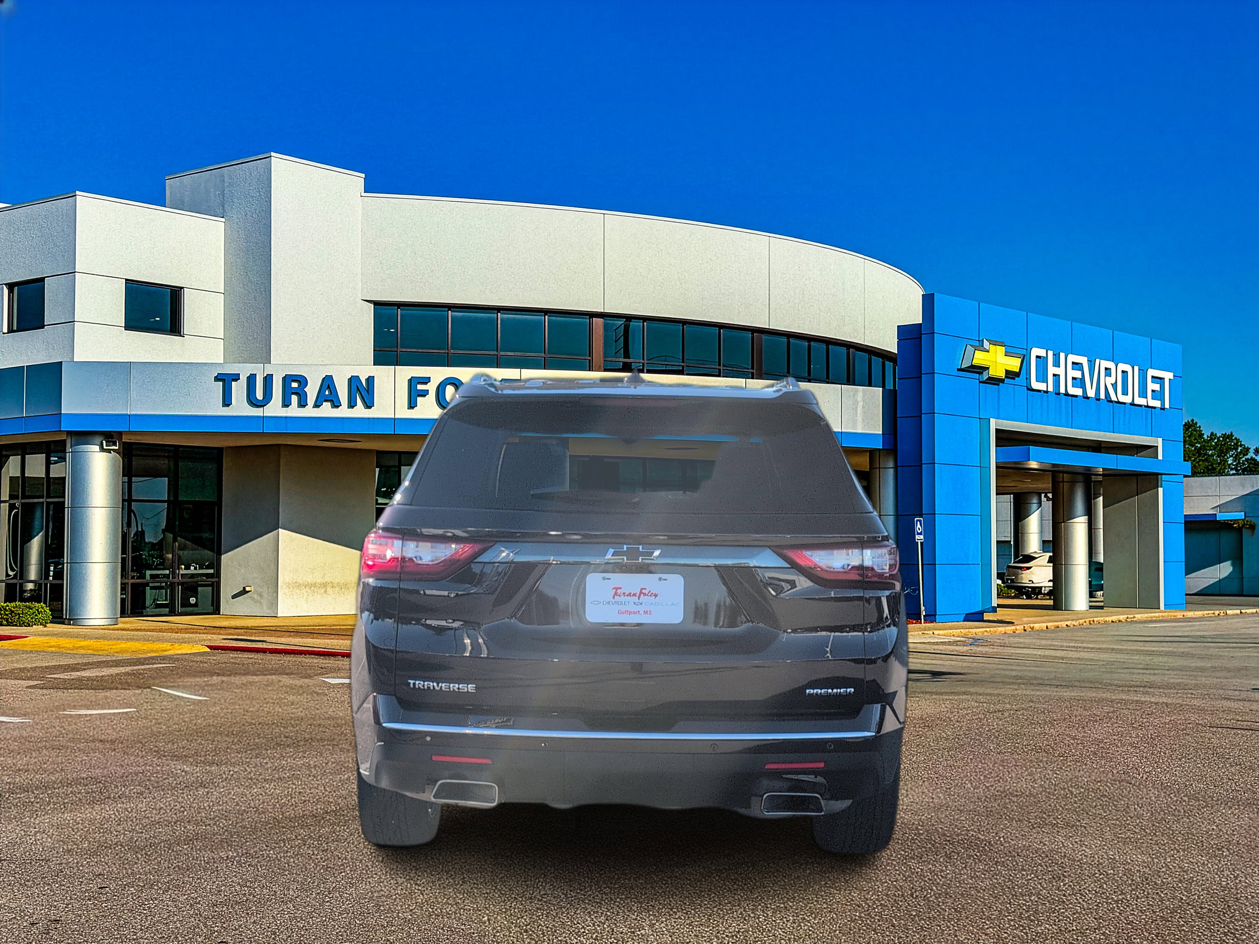 Used 2020 Chevrolet Traverse Premier w/ LPO, Blackout Package image 4