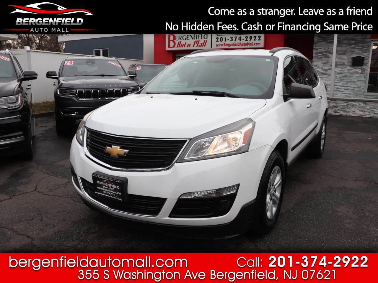Used 2017 Chevrolet Traverse LS image 1