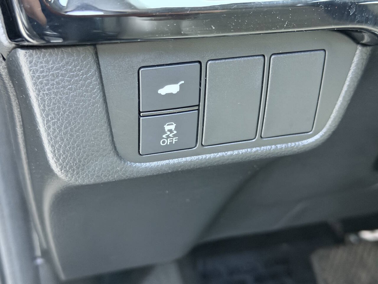Used 2025 Honda CR-V EX-L image 30