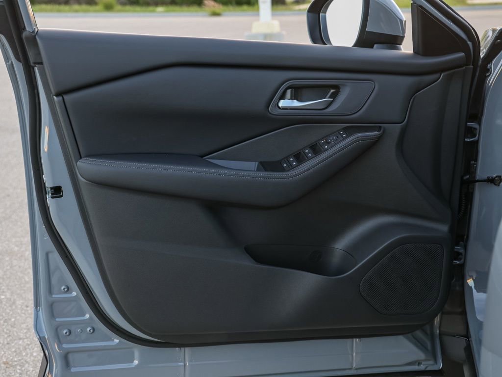 New 2026 Nissan Rogue SV FWD image 23