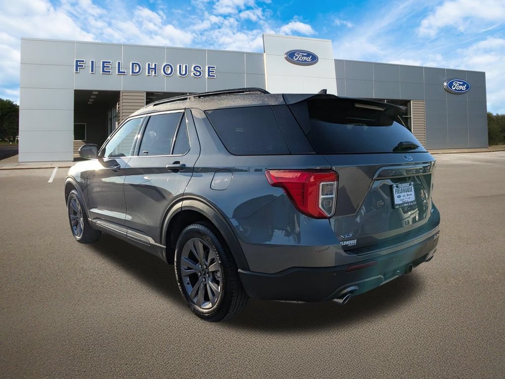Used 2023 Ford Explorer XLT w/ Equipment Group 202A AWD/4WD image 10