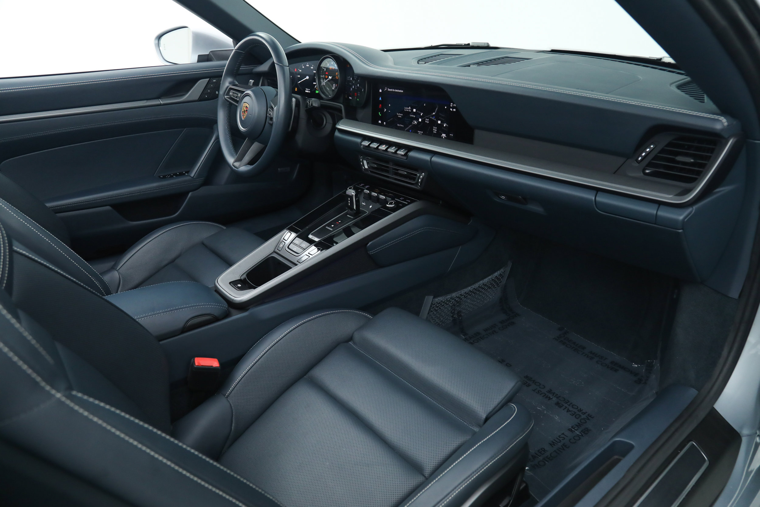 Used 2022 Porsche 911 Carrera RWD image 17