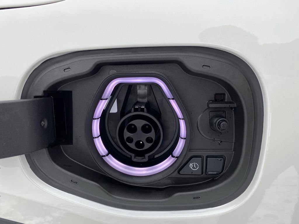 New 2026 Ford Escape SE w/ PHEV Premium Package image 44