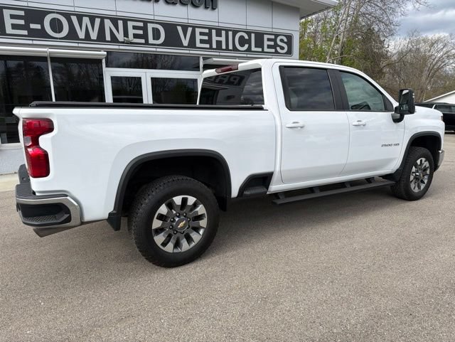Certified 2024 Chevrolet Silverado 2500 LT AWD/4WD image 3
