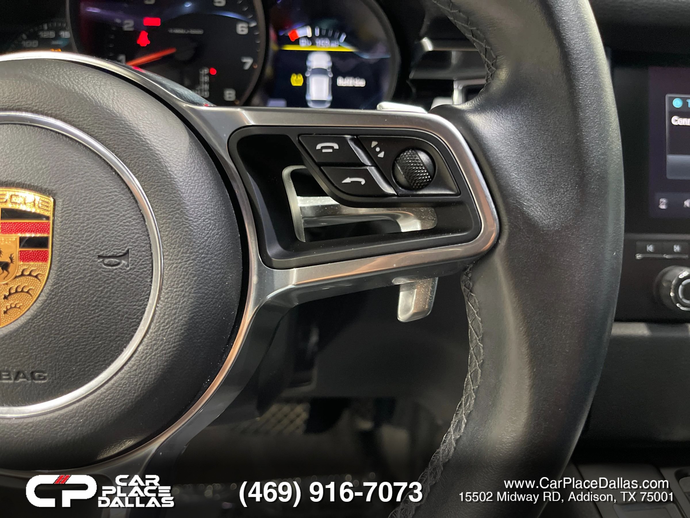 Used 2018 Porsche Macan AWD/4WD image 31