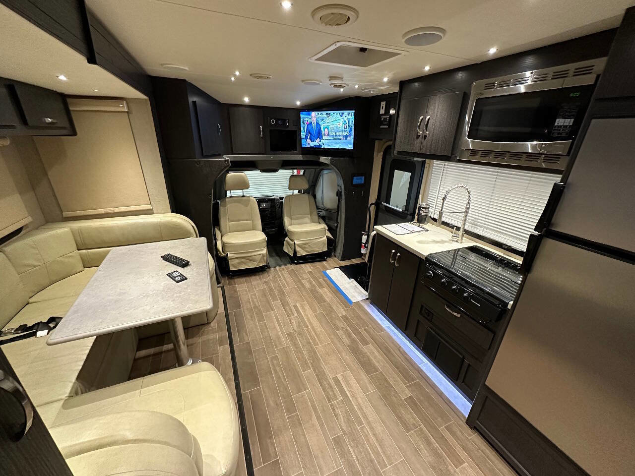 Used 2017 Mercedes-Benz Sprinter 3500 image 14