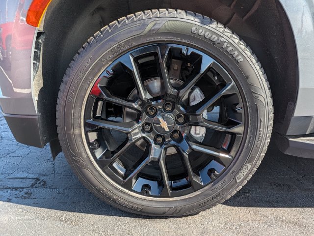 Used 2022 Chevrolet Tahoe RST w/ Luxury Package AWD/4WD image 33