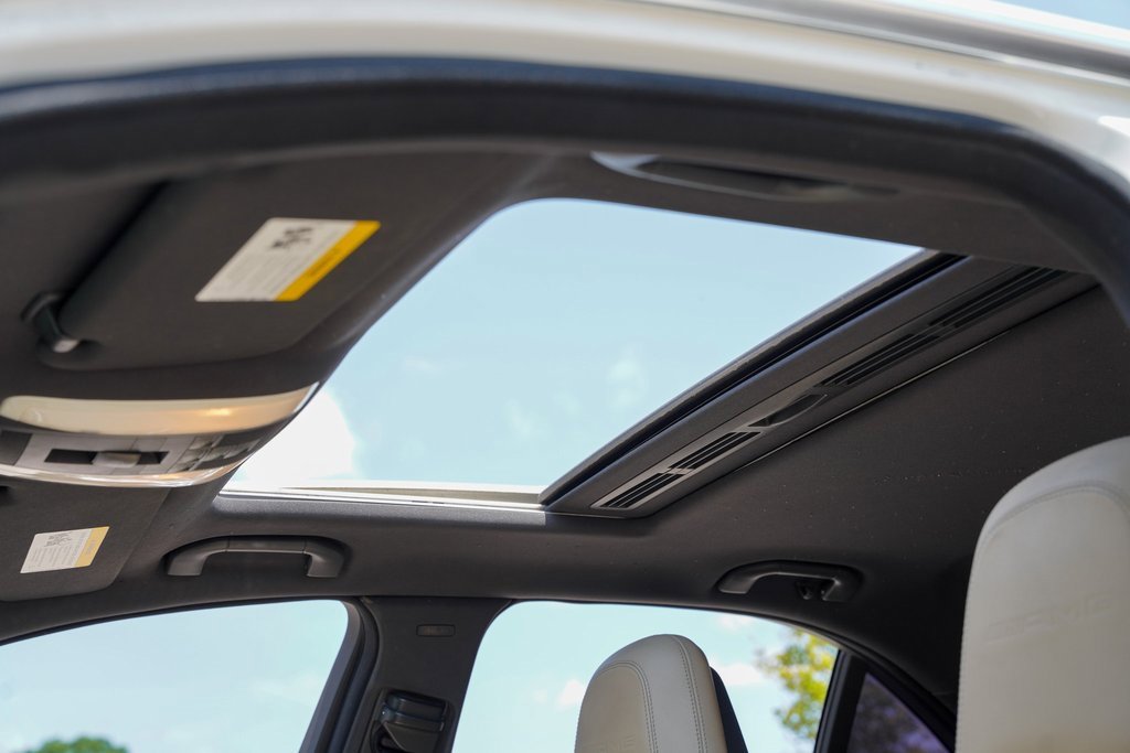 Used 2010 Mercedes-Benz C 63 AMG Sedan image 24