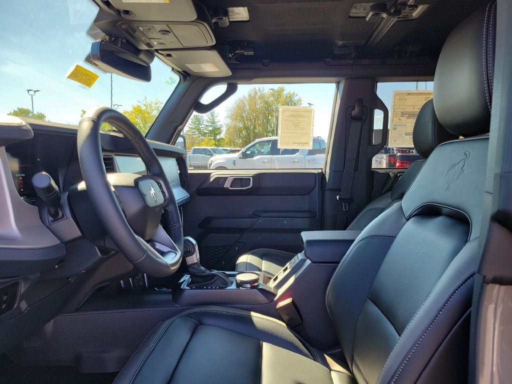 New 2026 Ford Bronco Outer Banks AWD/4WD image 18