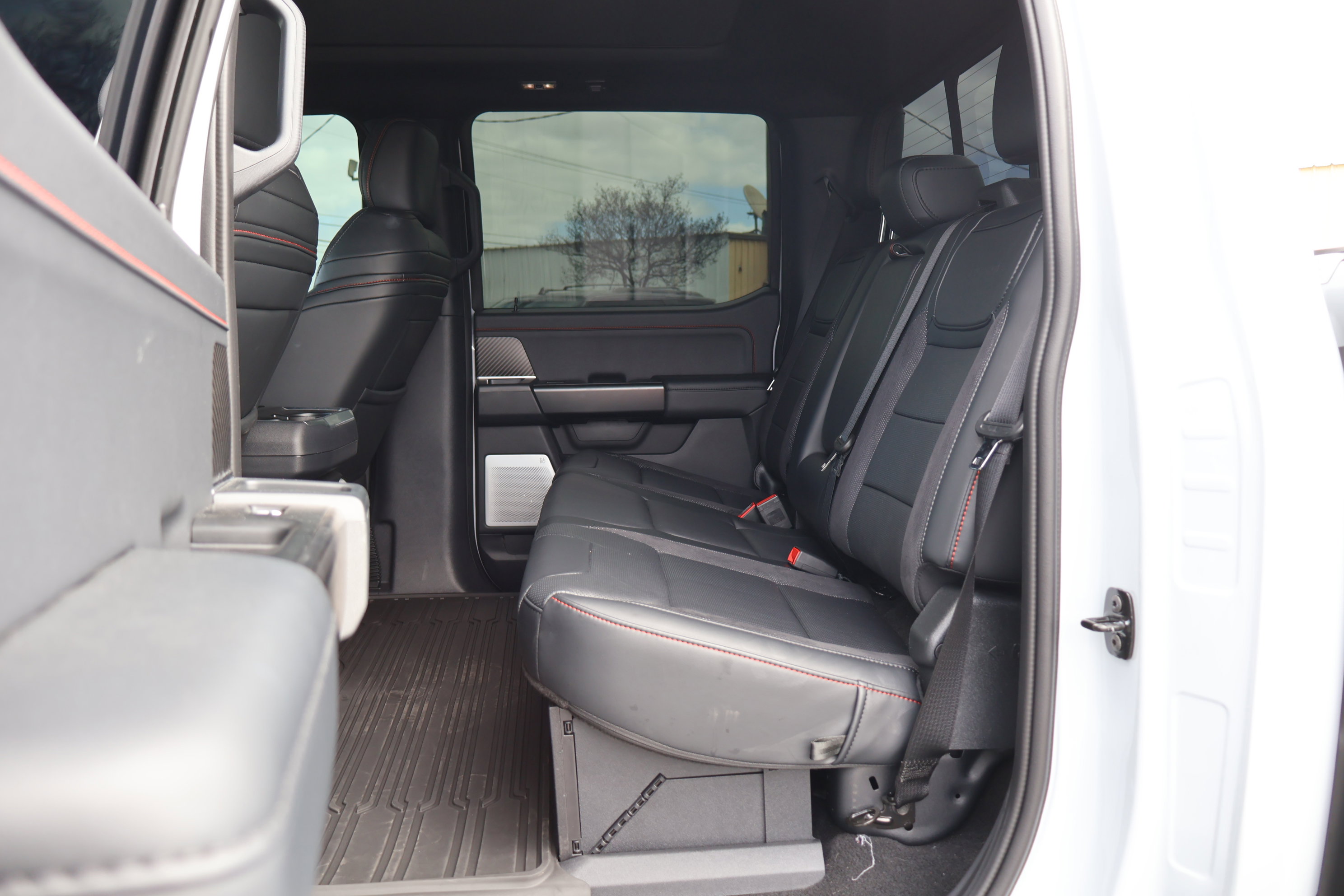 Certified 2025 Ford F150 Raptor image 29