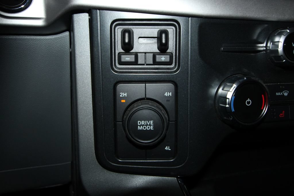 Used 2022 Ford F150 XLT w/ Equipment Group 302A High AWD/4WD image 18
