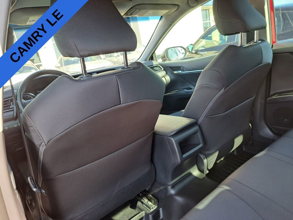 Used 2020 Toyota Camry LE image 24